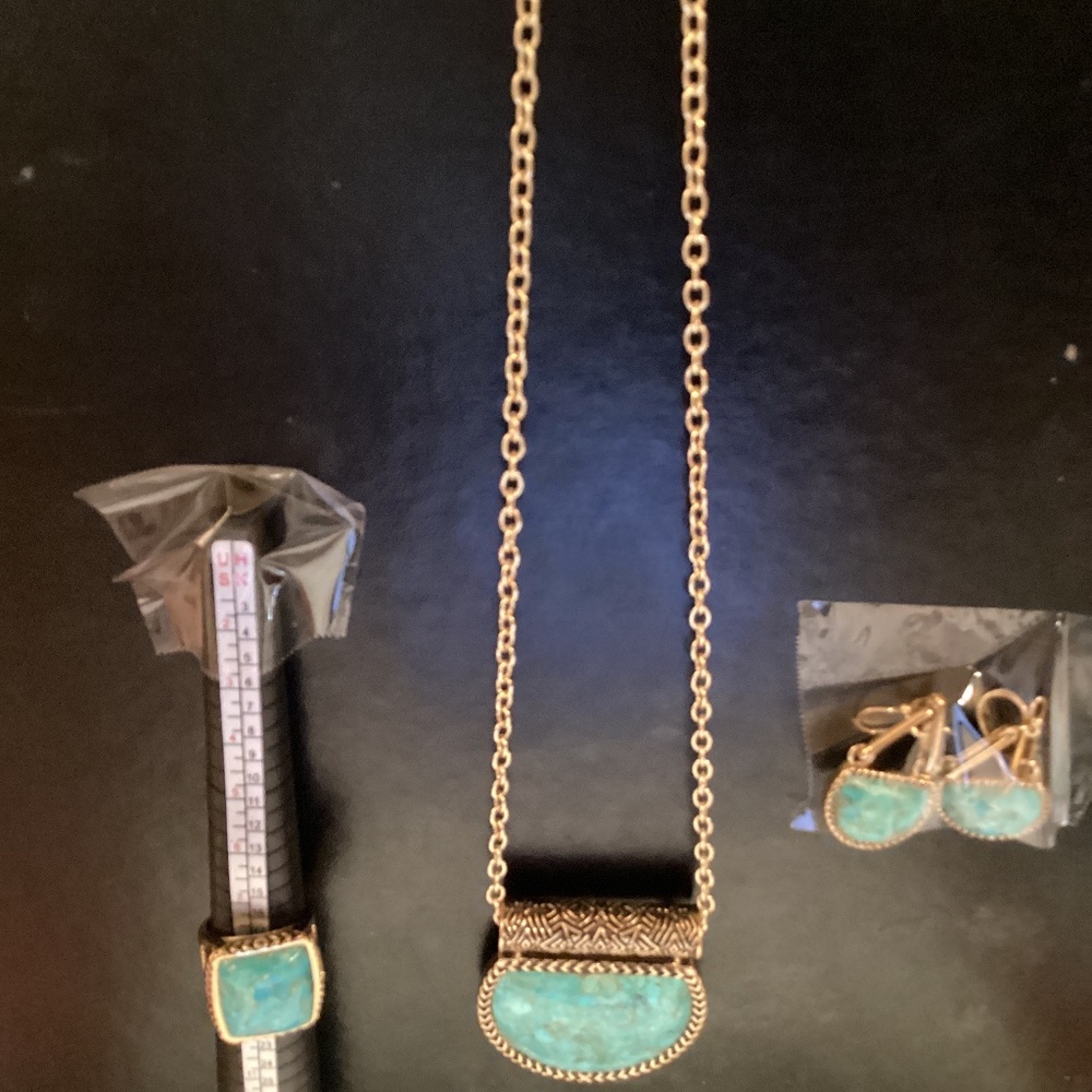 Studio Barse Turquoise Gemstones Earring Pendent Necklace and Ring NWOT